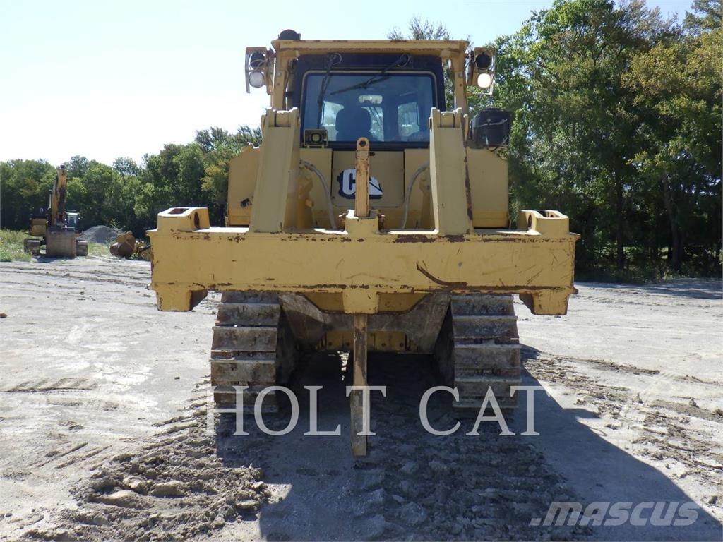 CAT D8T Buldožeri guseničari