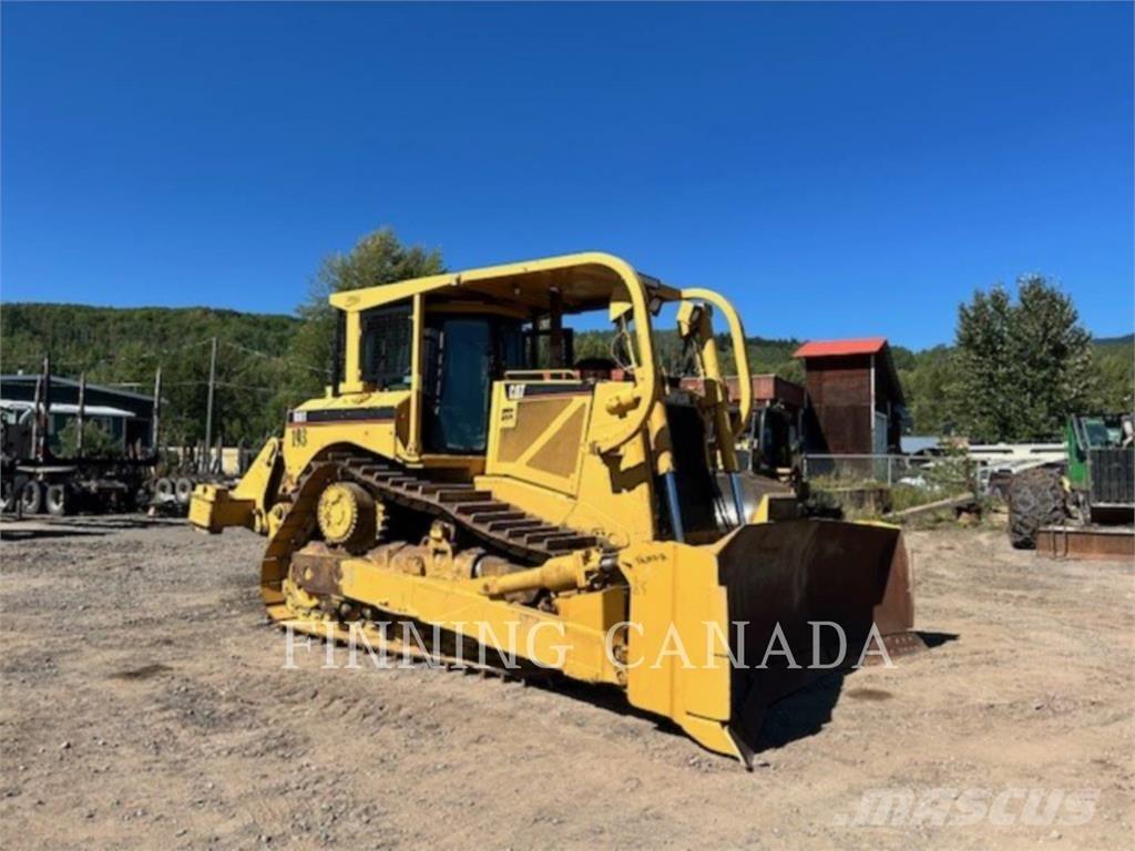 CAT D8T Buldožeri guseničari