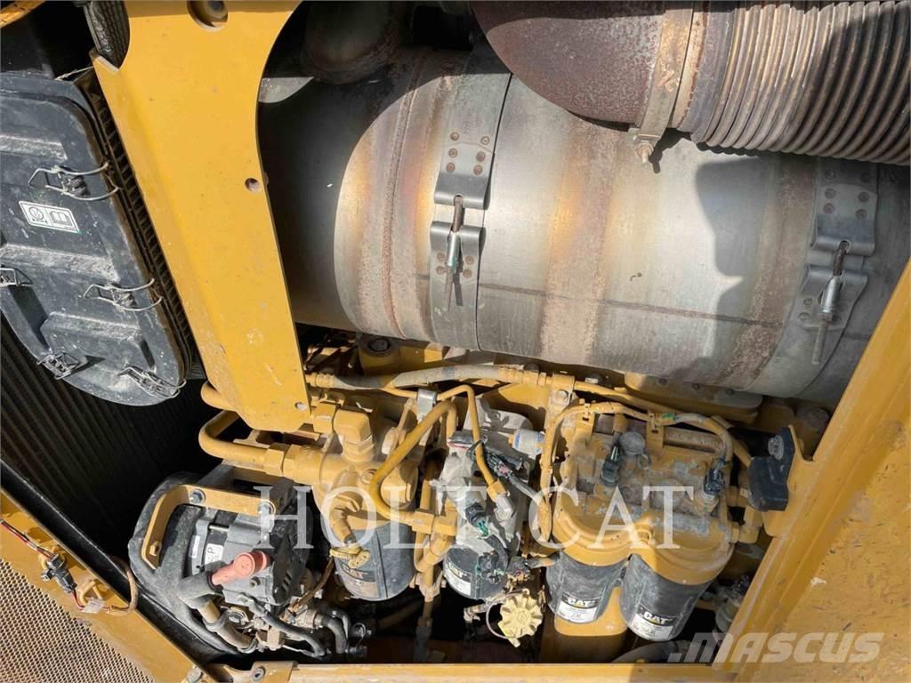 CAT D8T MS Buldožeri guseničari