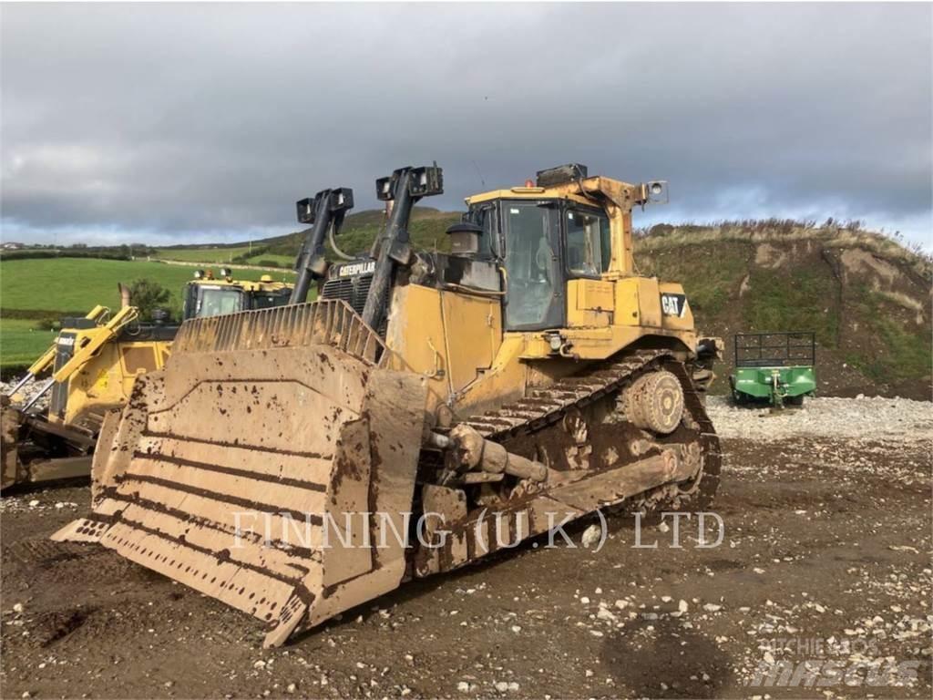 CAT D9 Buldožeri guseničari