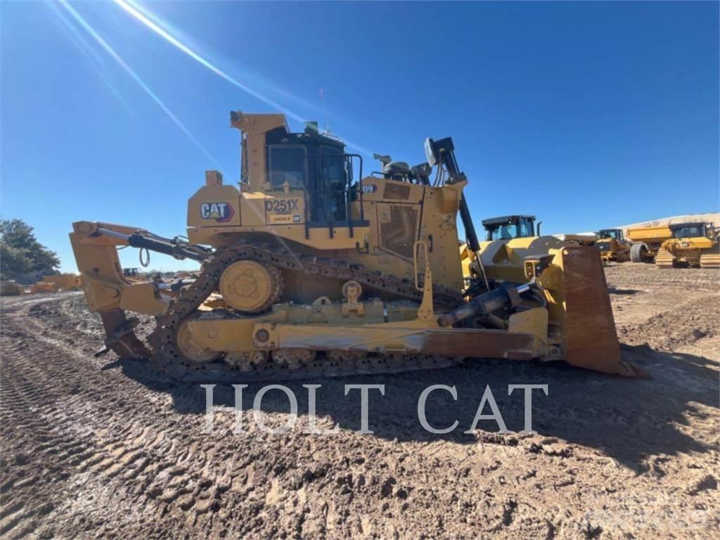 CAT D9 Buldožeri guseničari