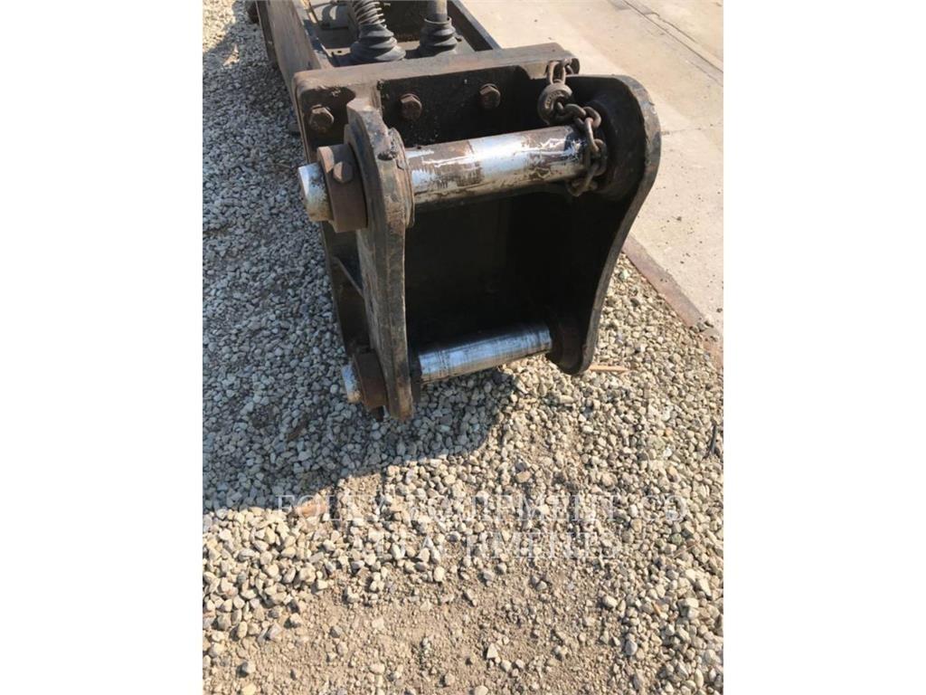 CAT HB120GC-B Bageri guseničari