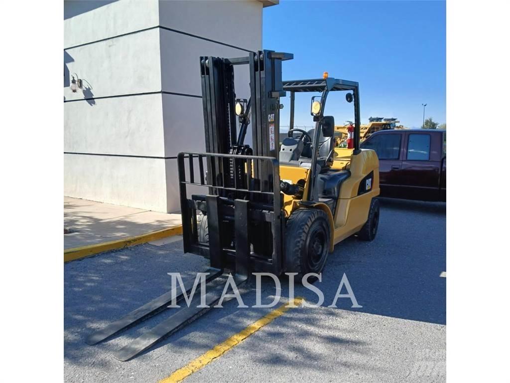 CAT LIFT TRUCKS DP50NM Dizelski viljuškari