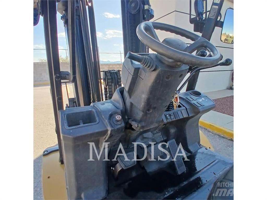CAT LIFT TRUCKS DP50NM1 Dizelski viljuškari