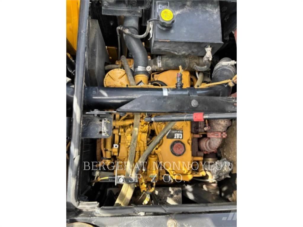 CAT M315F Bageri točkaši