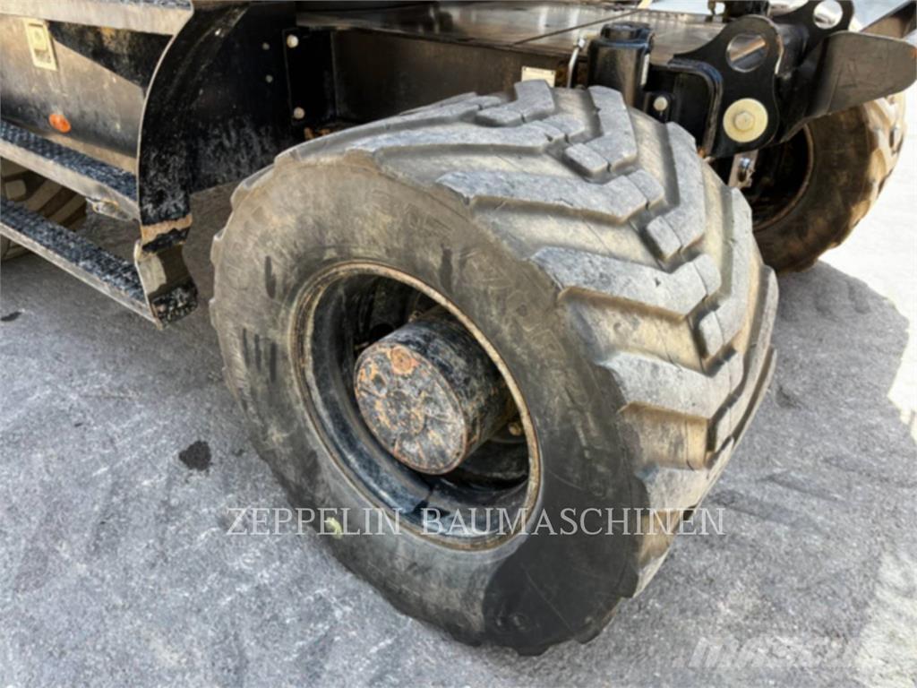CAT M315F Bageri točkaši