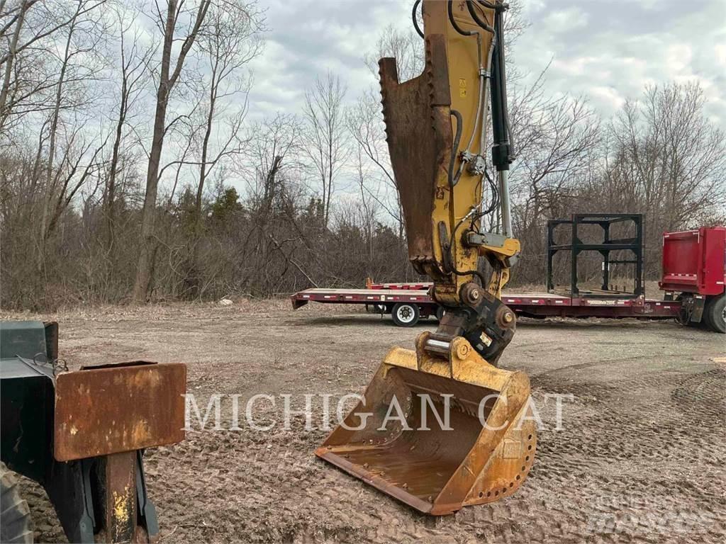 CAT M320F PMTQ Bageri točkaši