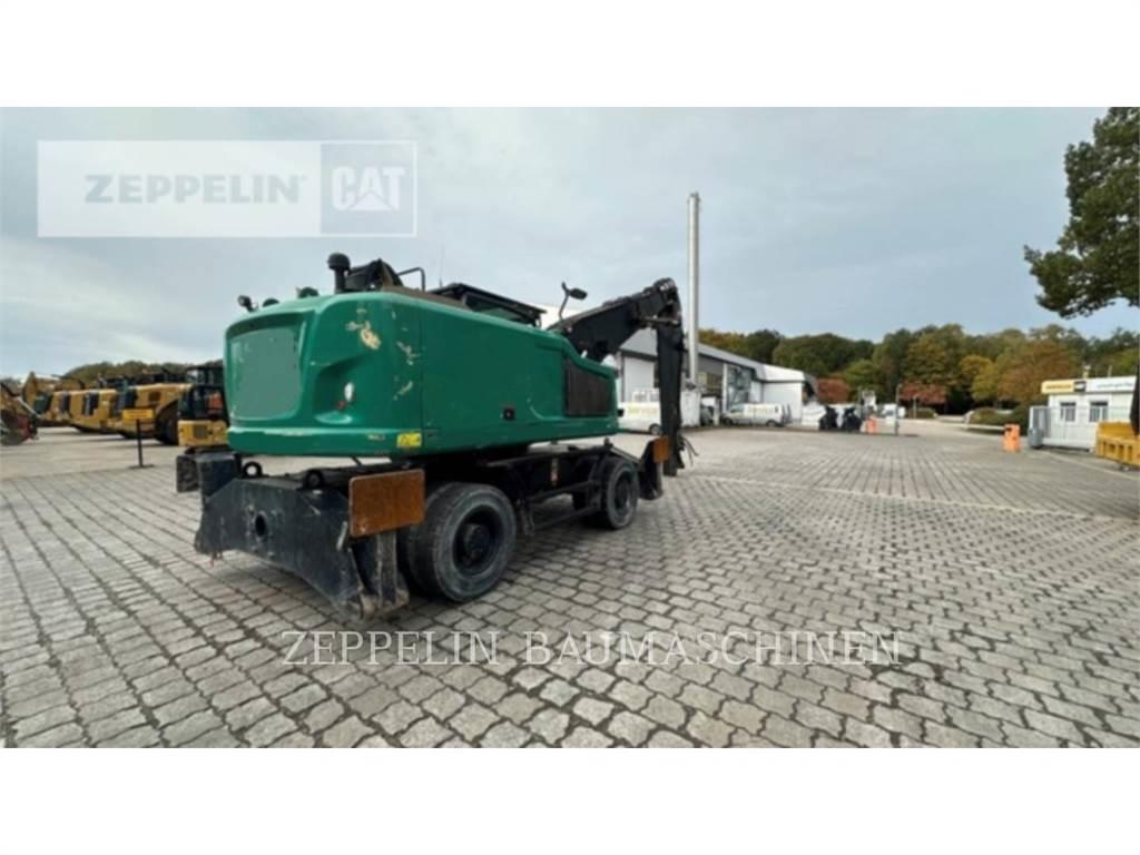 CAT MH3024-06C Bageri za rušenje