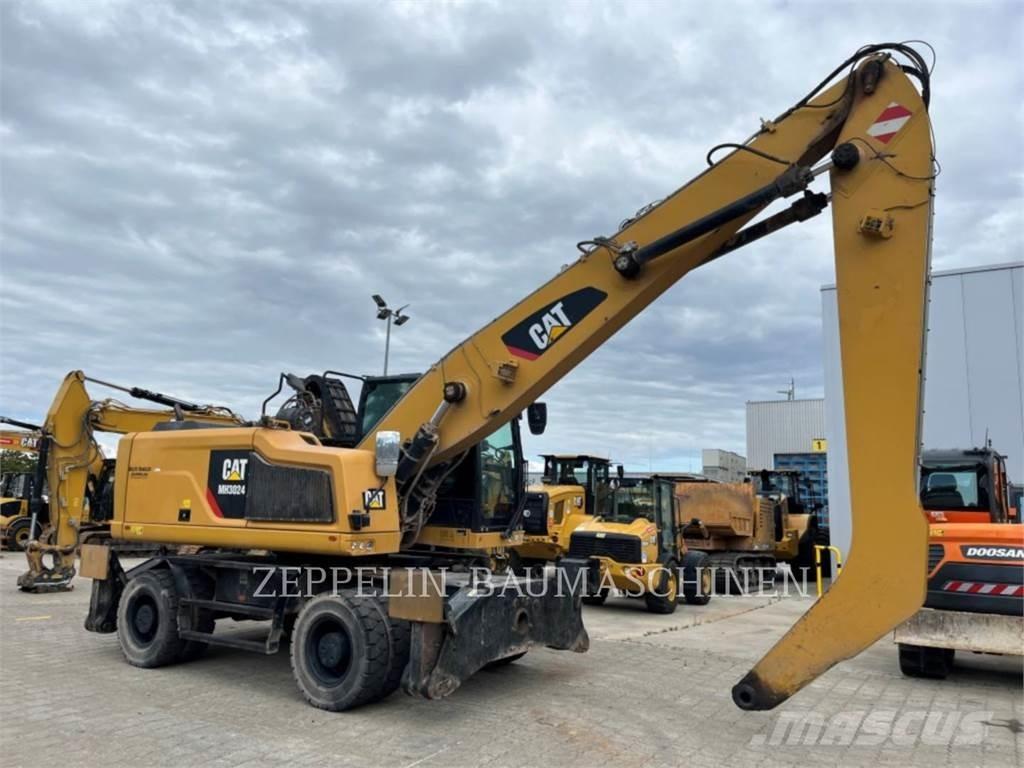 CAT MH3024-06C Bageri za rušenje