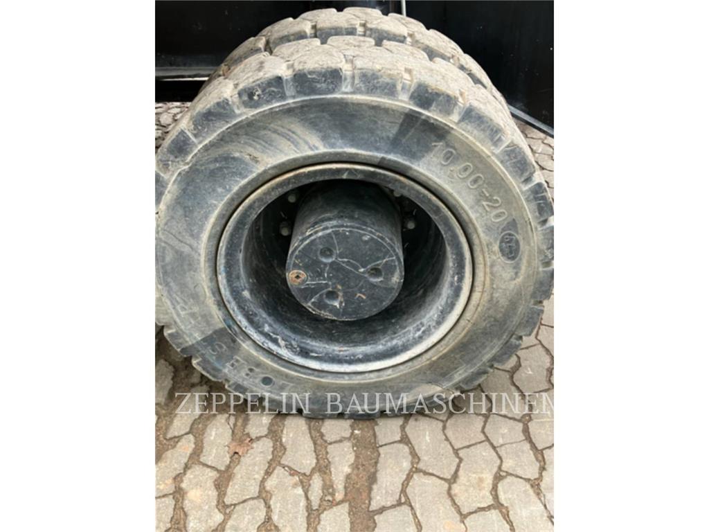 CAT MH3024-06C Bageri za rušenje