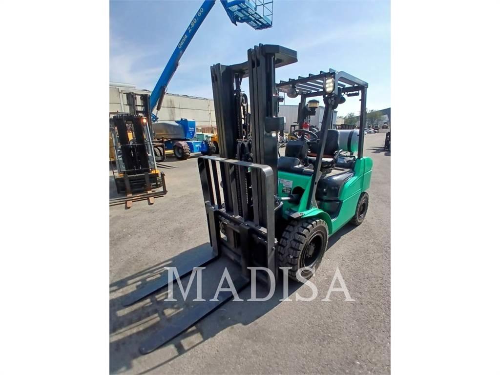 CAT MITSUBISHI FG30N-LP Viljuškari - ostalo