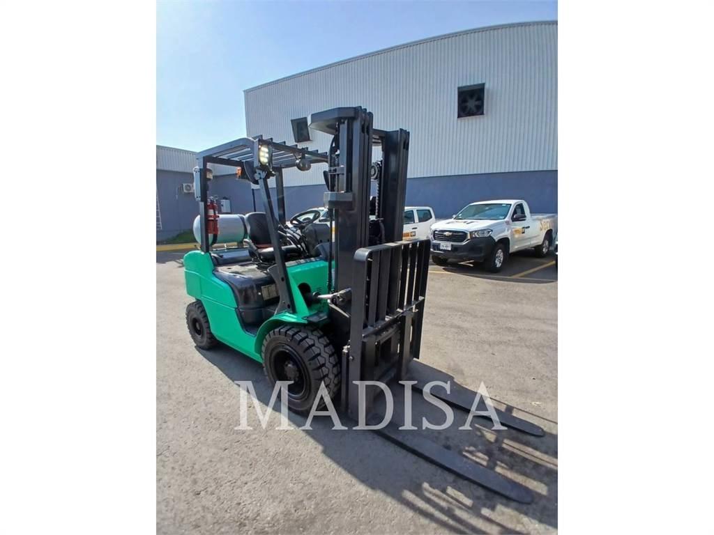 CAT MITSUBISHI FG30N-LP Viljuškari - ostalo
