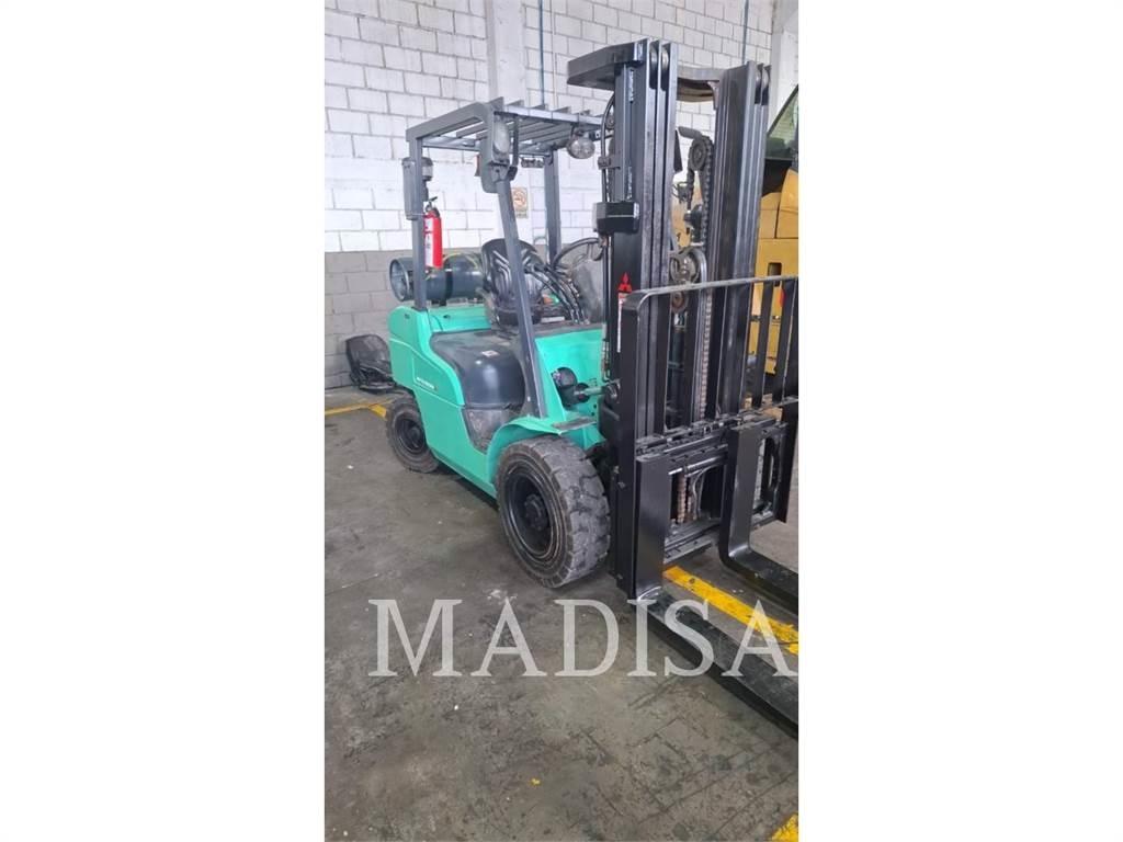 CAT MITSUBISHI FG30N-LP Viljuškari - ostalo