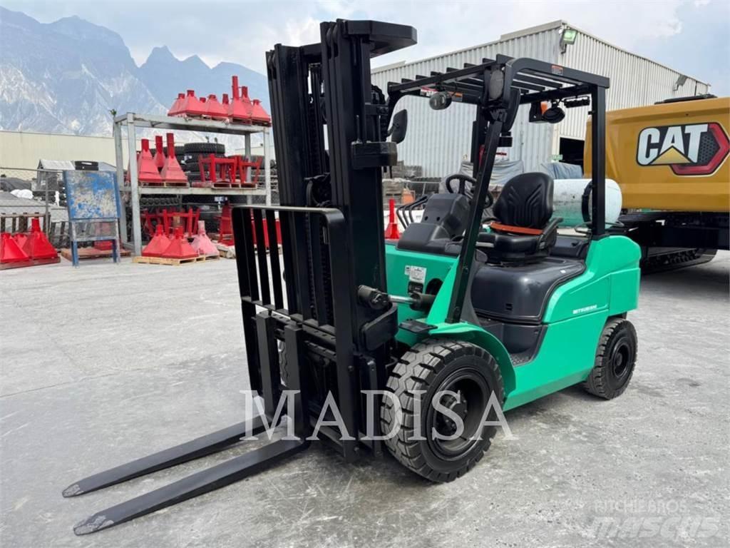 CAT MITSUBISHI FG30N-LP Viljuškari - ostalo