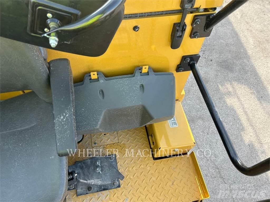 CAT PM822 Freze za asfalt