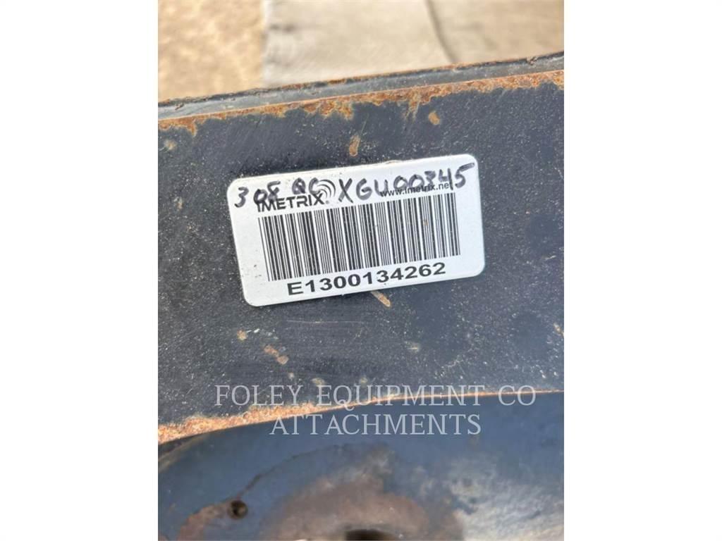 CAT QC308 Bageri guseničari