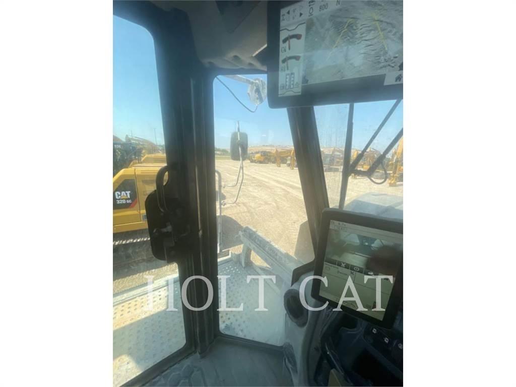 CAT RM400 Mašine za reciklažu asfalta
