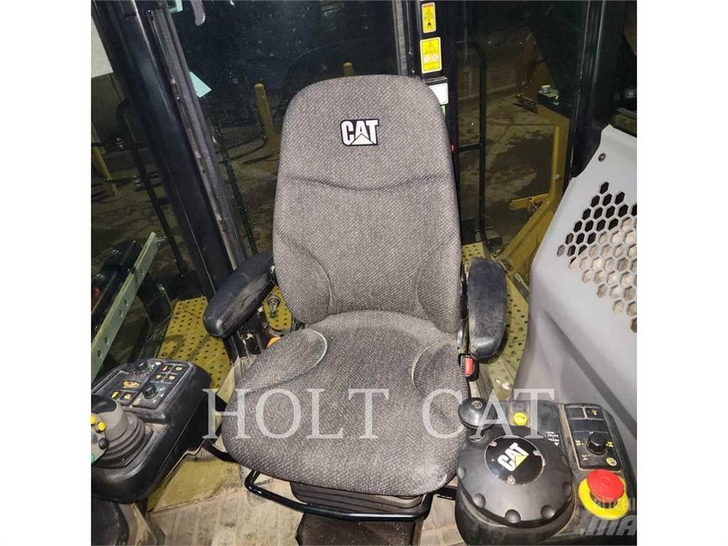 CAT RM400 Mašine za reciklažu asfalta