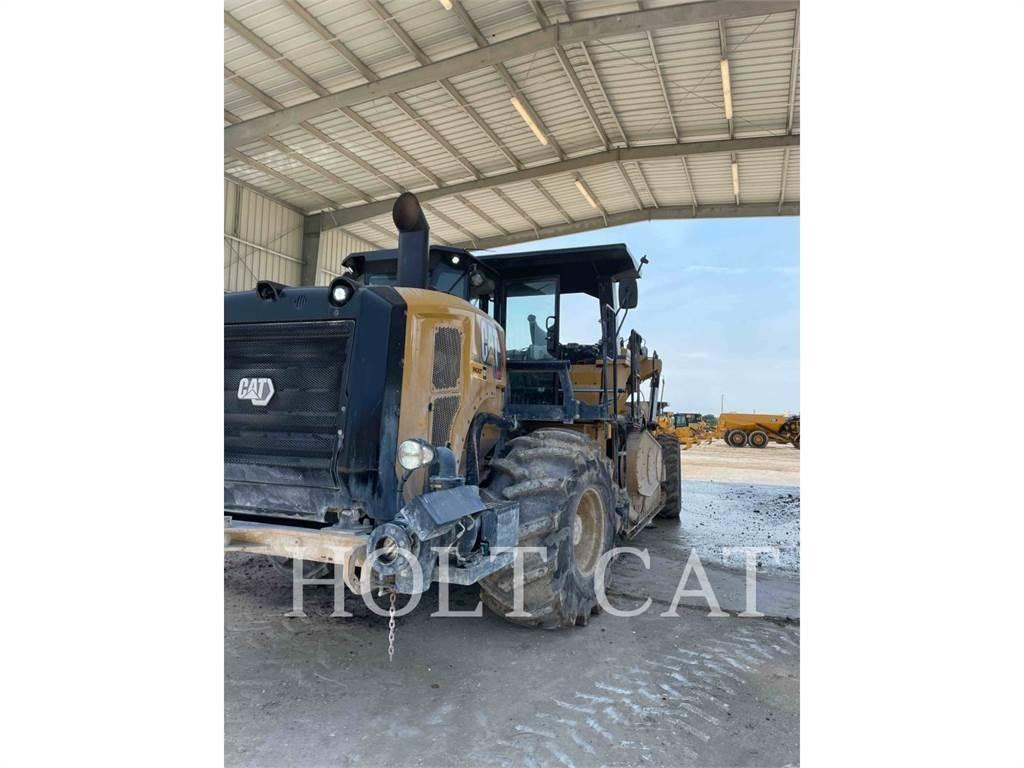 CAT RM400 CAB Mašine za reciklažu asfalta