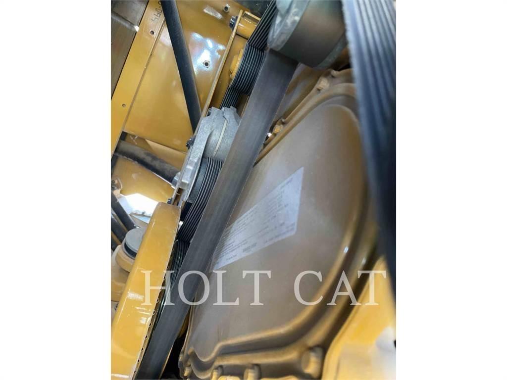 CAT RM400 CAB Mašine za reciklažu asfalta