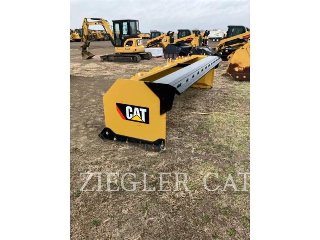 CAT STRAIT SNOW PUSHER Snežne freze