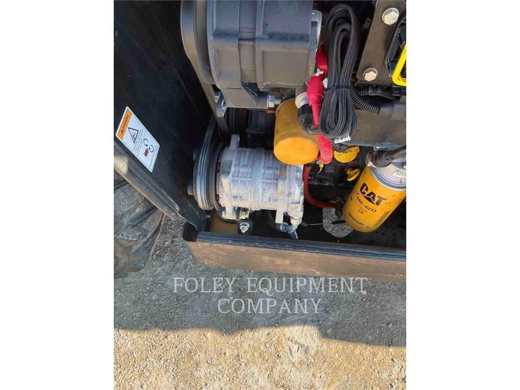 CAT TH255CC Teleskopski viljuškari