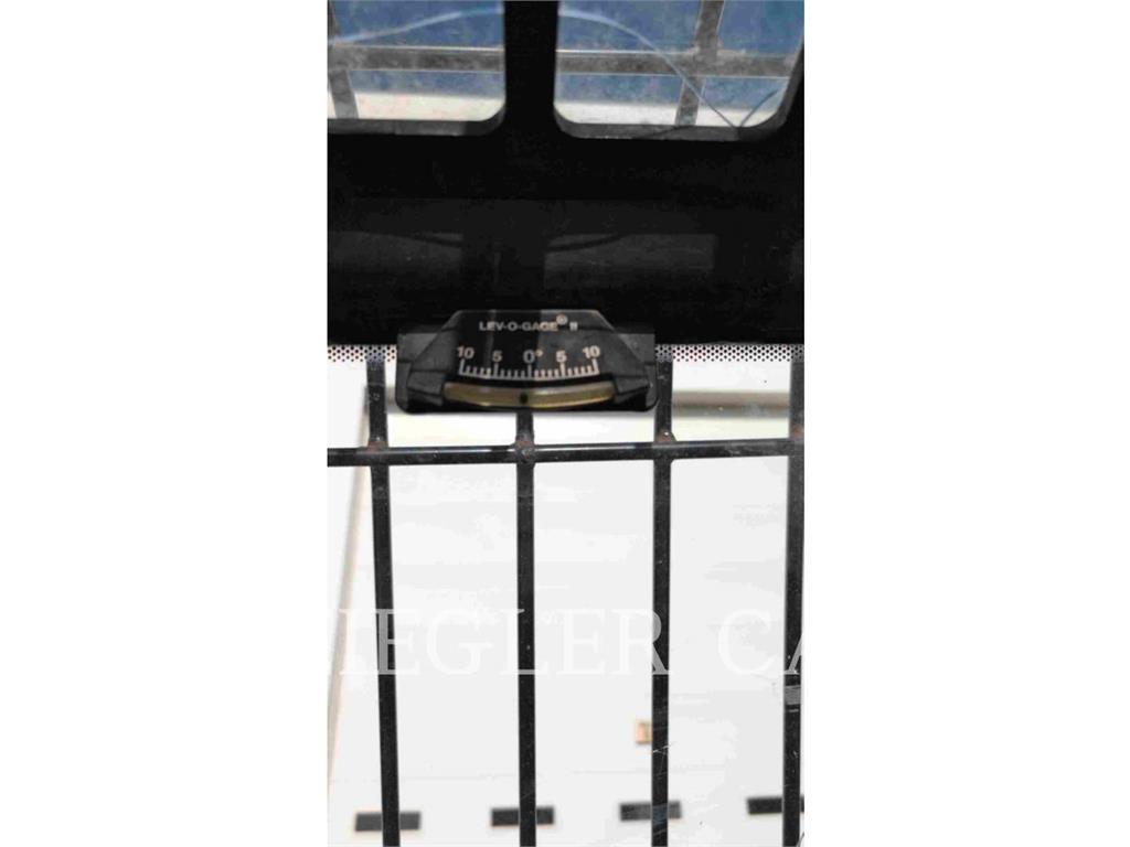 CAT TH360B Teleskopski viljuškari