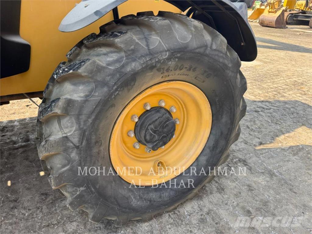 CAT TH417C Teleskopski viljuškari