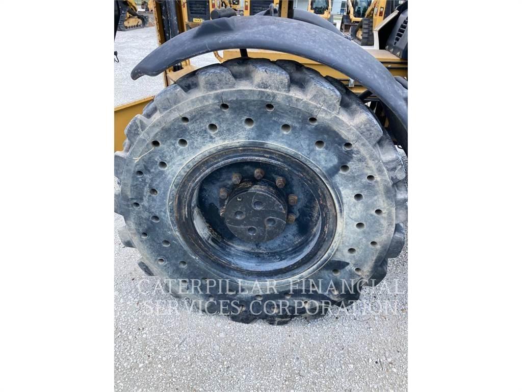 CAT TL1055C Teleskopski viljuškari