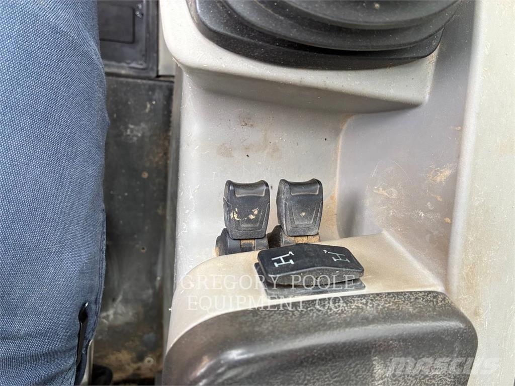 CAT TL1055D Teleskopski viljuškari