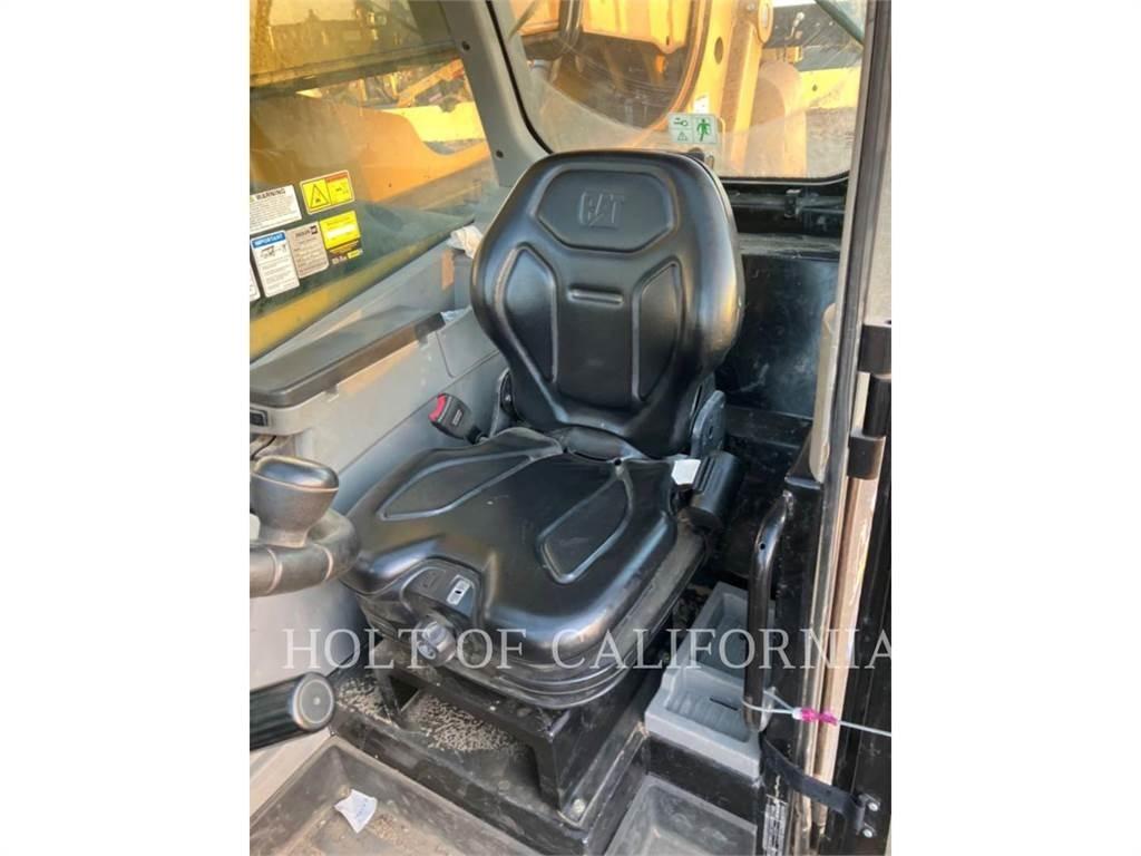 CAT TL1255D Teleskopski viljuškari