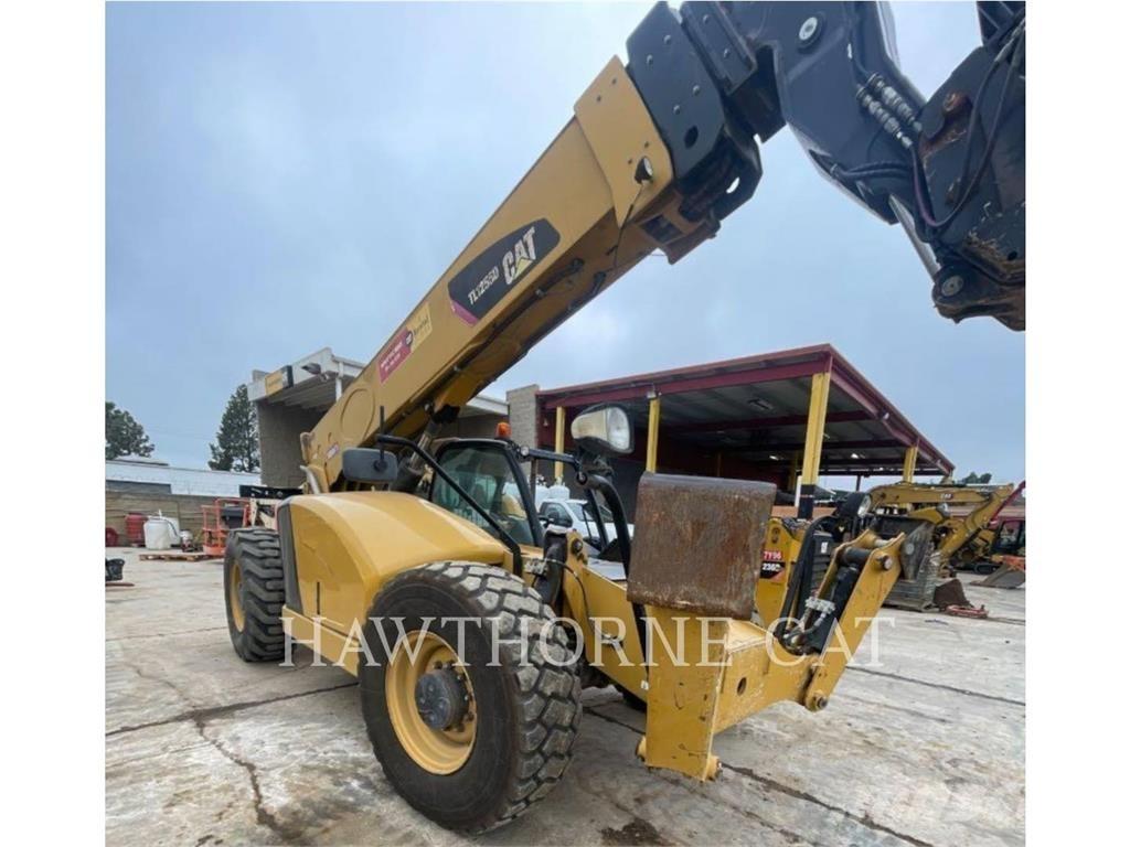 CAT TL1255D Teleskopski viljuškari