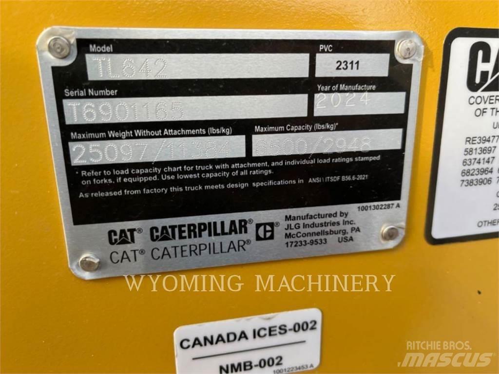 CAT TL642 Teleskopski viljuškari