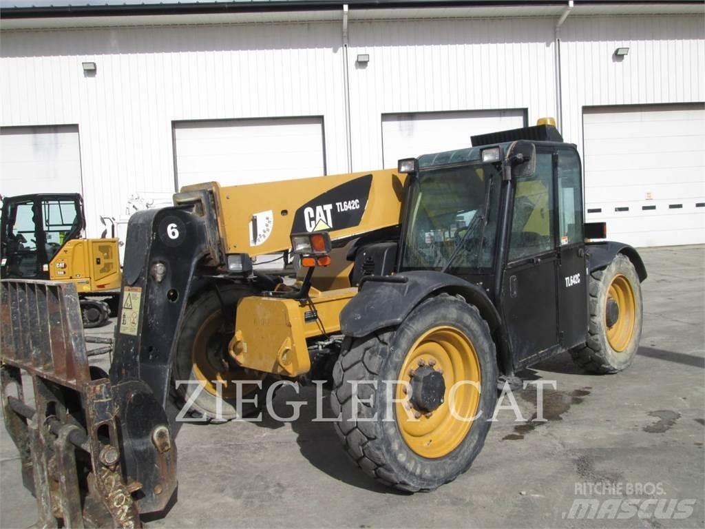 CAT TL642C Teleskopski viljuškari
