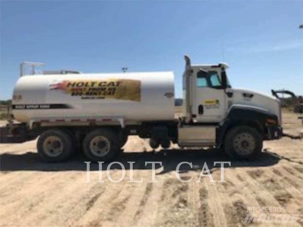 CAT WATER 4000 Kamioni cisterne