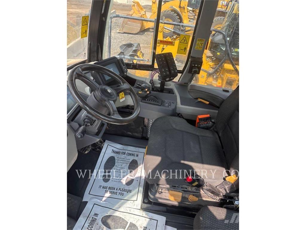 CAT WT 740 GC Kamioni cisterne