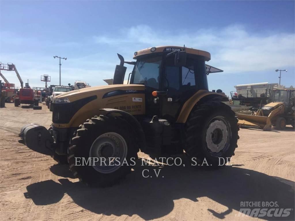 Challenger MT525D 4WD Traktori