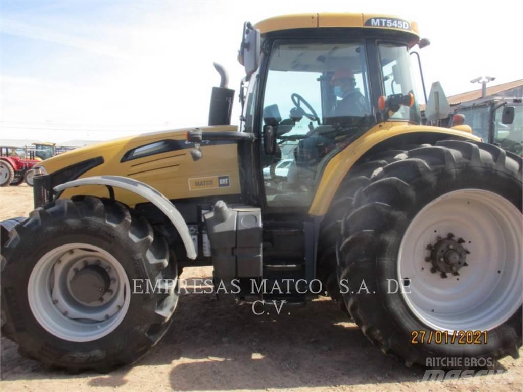 Challenger MT545D 4WD Traktori