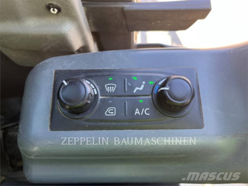 Doosan DX63-3 Bageri guseničari