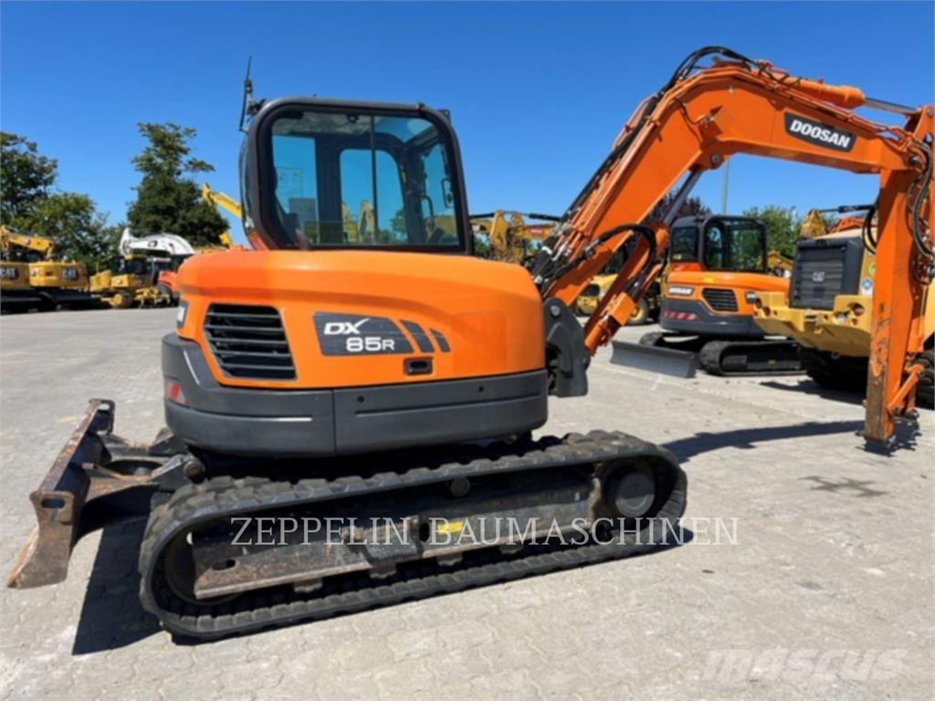 Doosan DX85R-3 Bageri guseničari