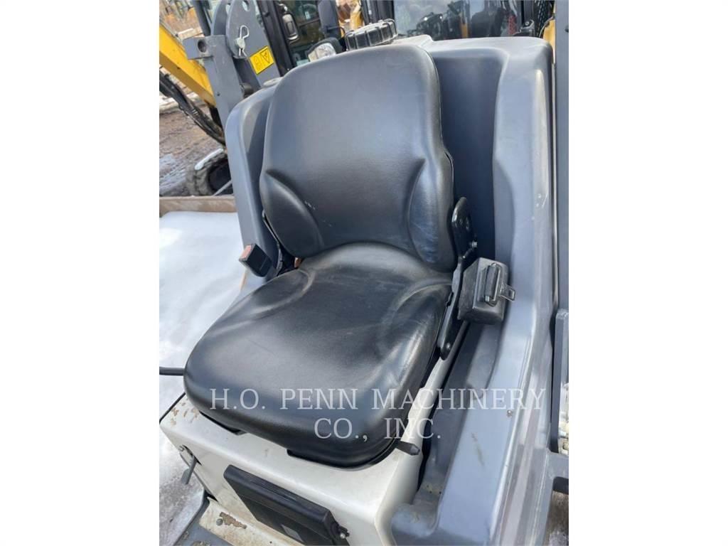 Dynapac CC900G Nabijači zemlje