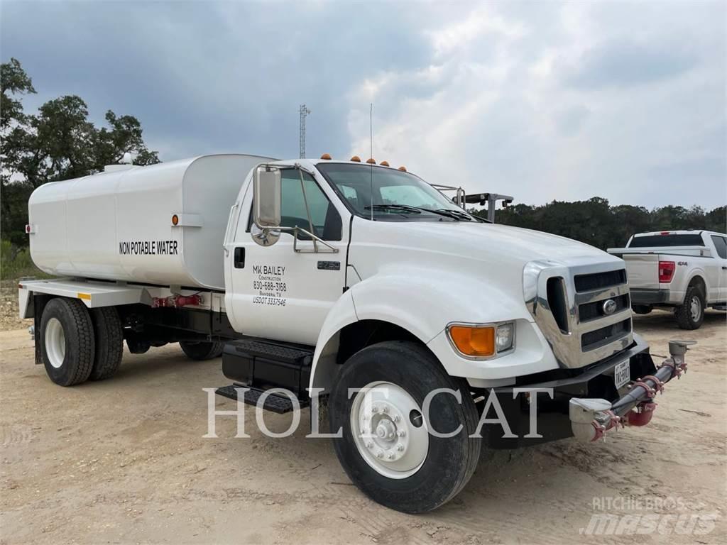 Ford F750 Kamioni cisterne