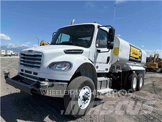 Freightliner WT4000 A Kamioni cisterne
