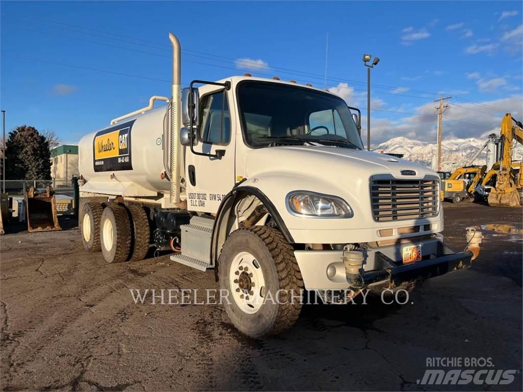 Freightliner WT4000 A Kamioni cisterne