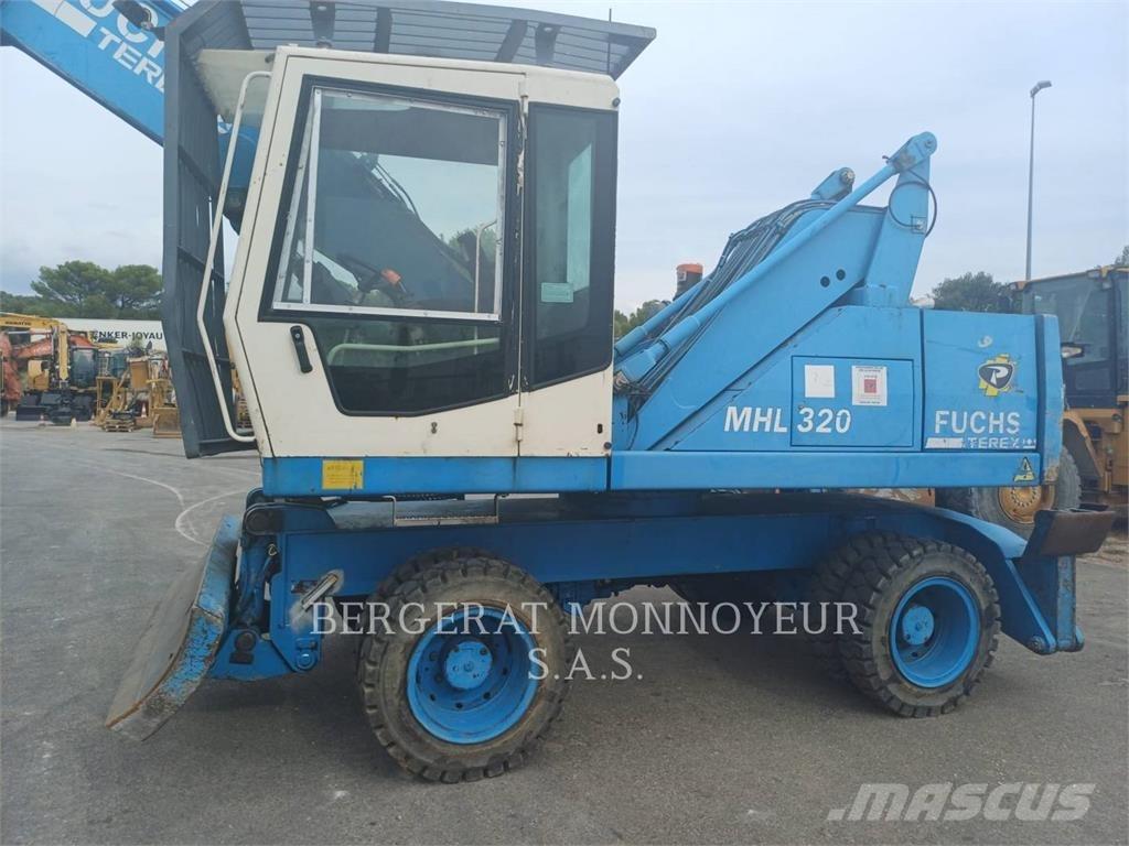 Fuchs MHL320 Bageri točkaši