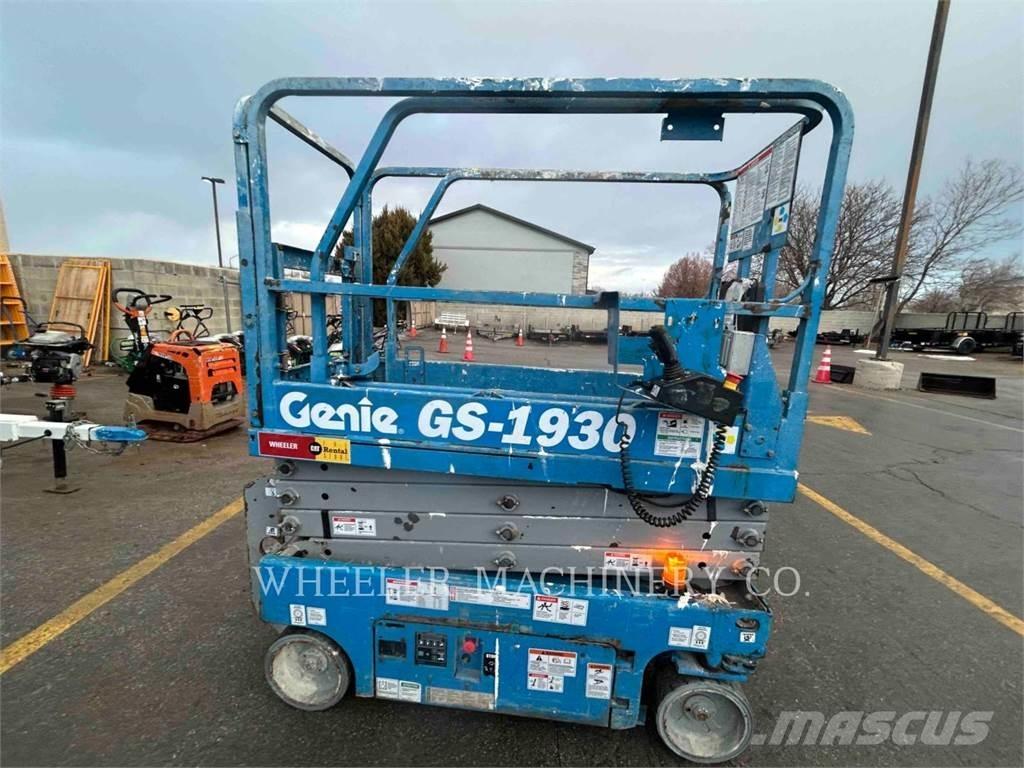 Genie GS1930 Makazaste platforme