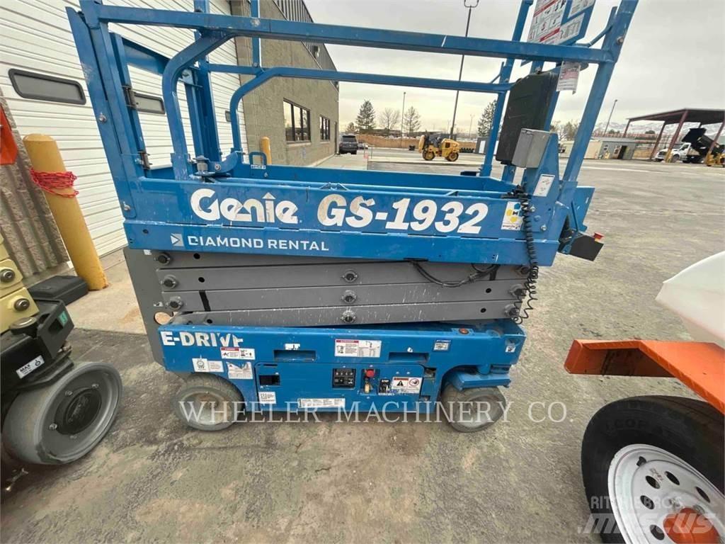 Genie GS1932 Makazaste platforme