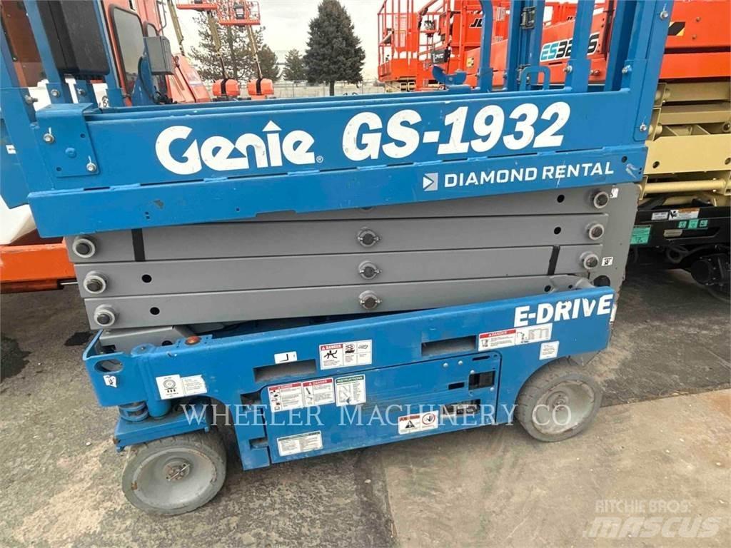 Genie GS1932 Makazaste platforme