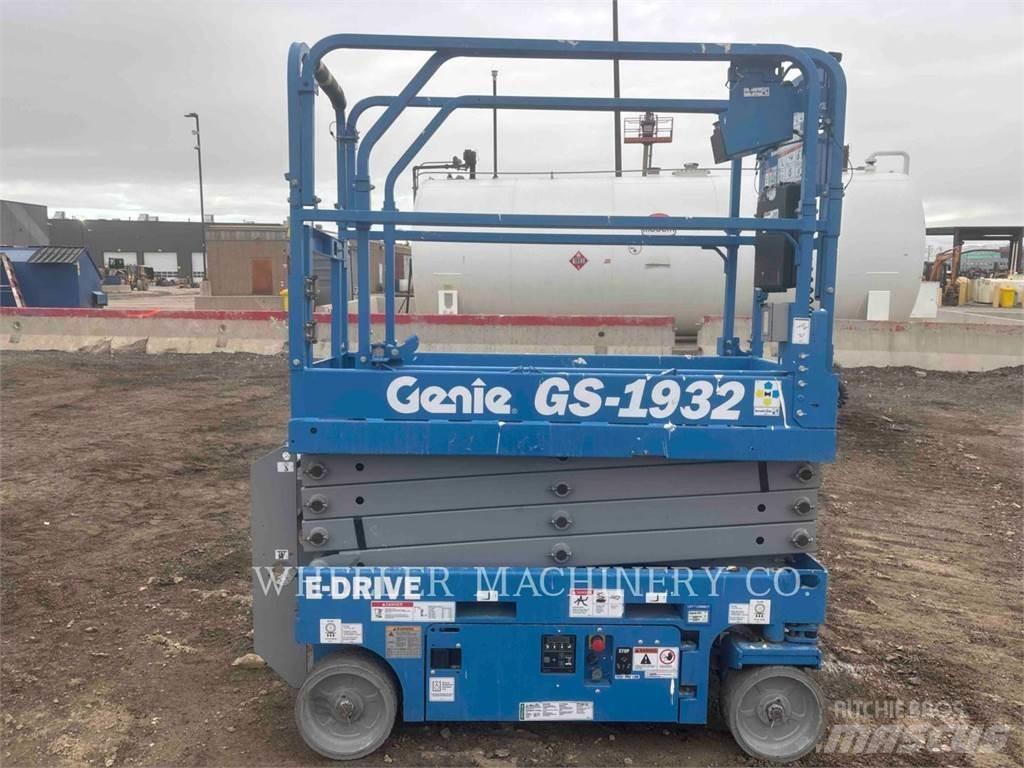 Genie GS1932 Makazaste platforme