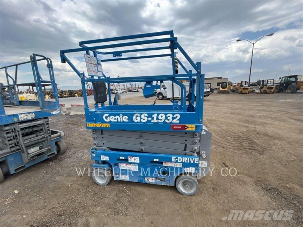 Genie GS1932 Makazaste platforme